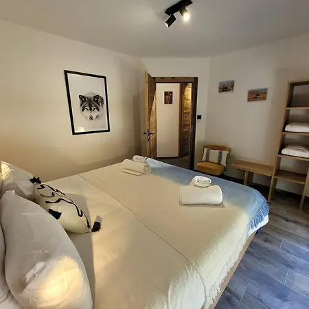 La Des Ecureuils * كسونبورت-لونجمير