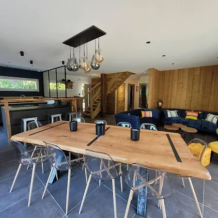 La Des Ecureuils كسونبورت-لونجمير