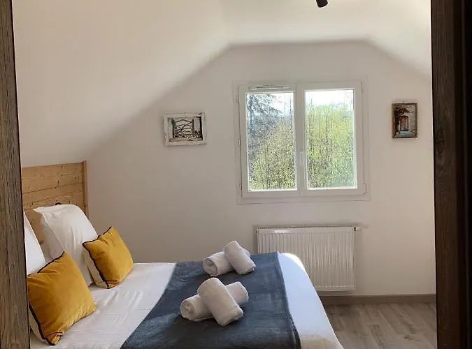 Alpesi faház La Des Ecureuils *